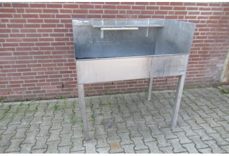 Roestvrij stalen wasbak, wastafel. 240 liter inhoud. Gebruikt